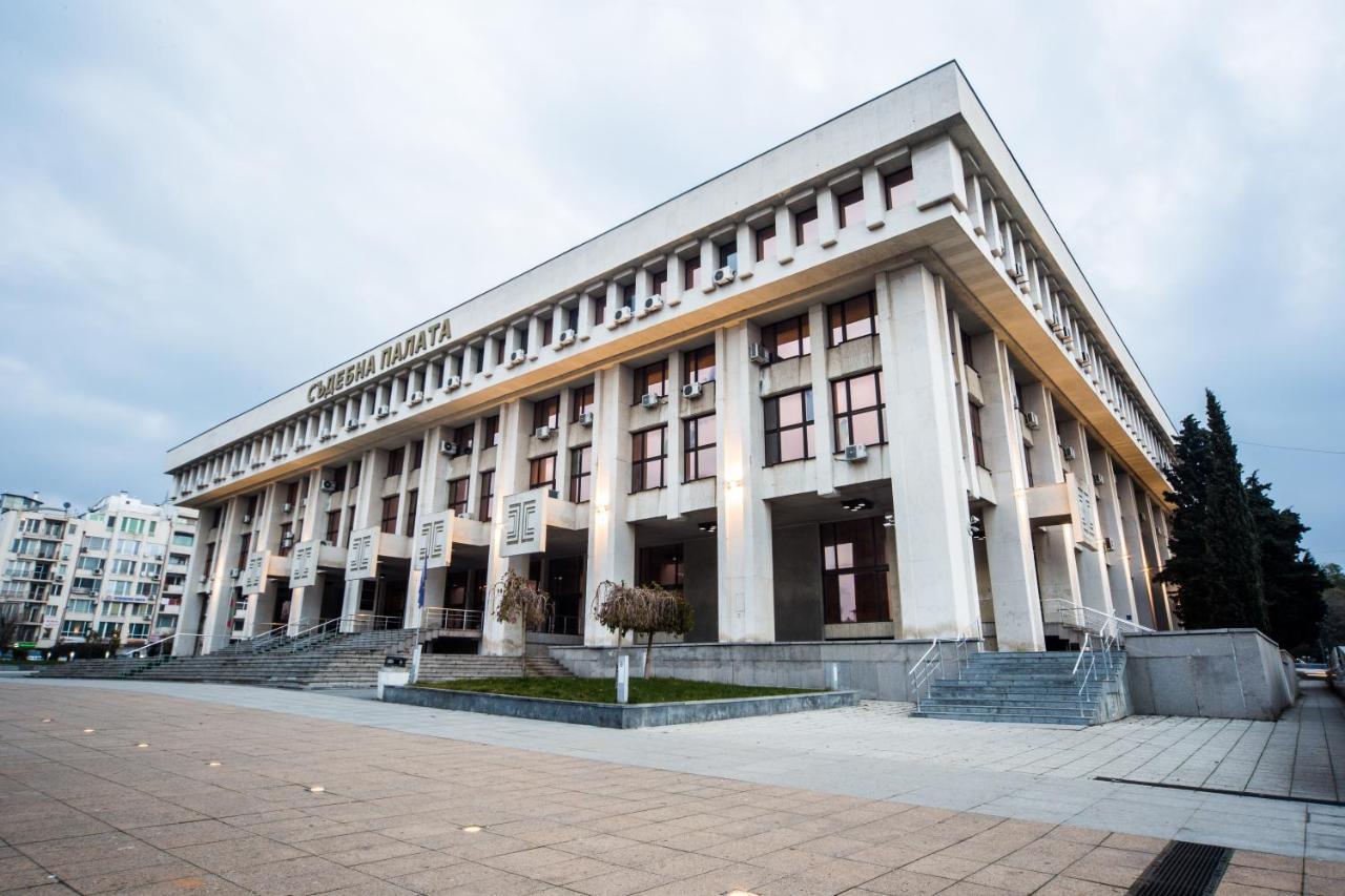 Super Center - Apartment On "Kiril & Metodi" Square Burgas Exterior foto
