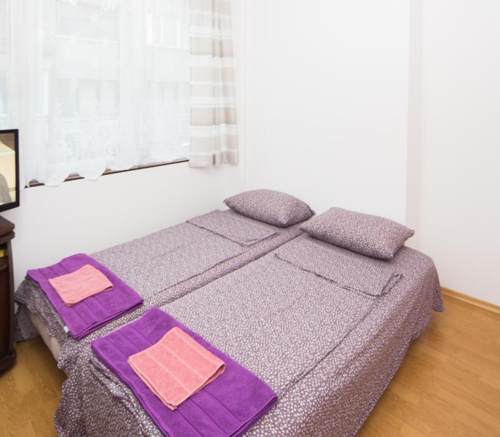 Super Center - Apartment On "Kiril & Metodi" Square Burgas Exterior foto