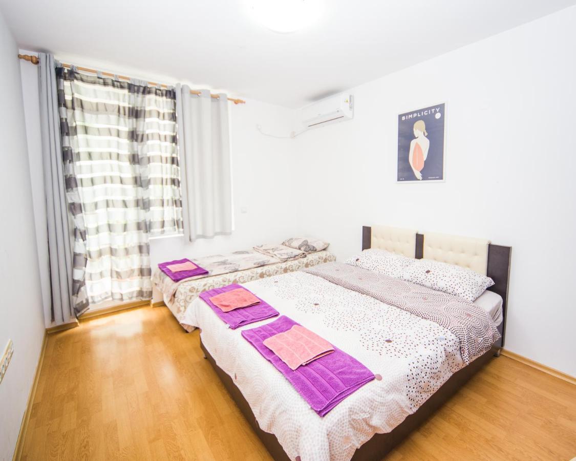 Super Center - Apartment On "Kiril & Metodi" Square Burgas Exterior foto